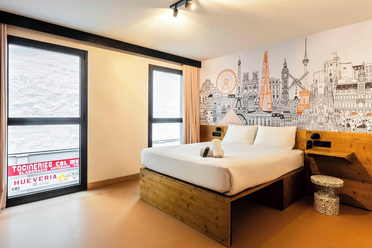 Sistema de insonorización, wifi gratis y ropa de cama