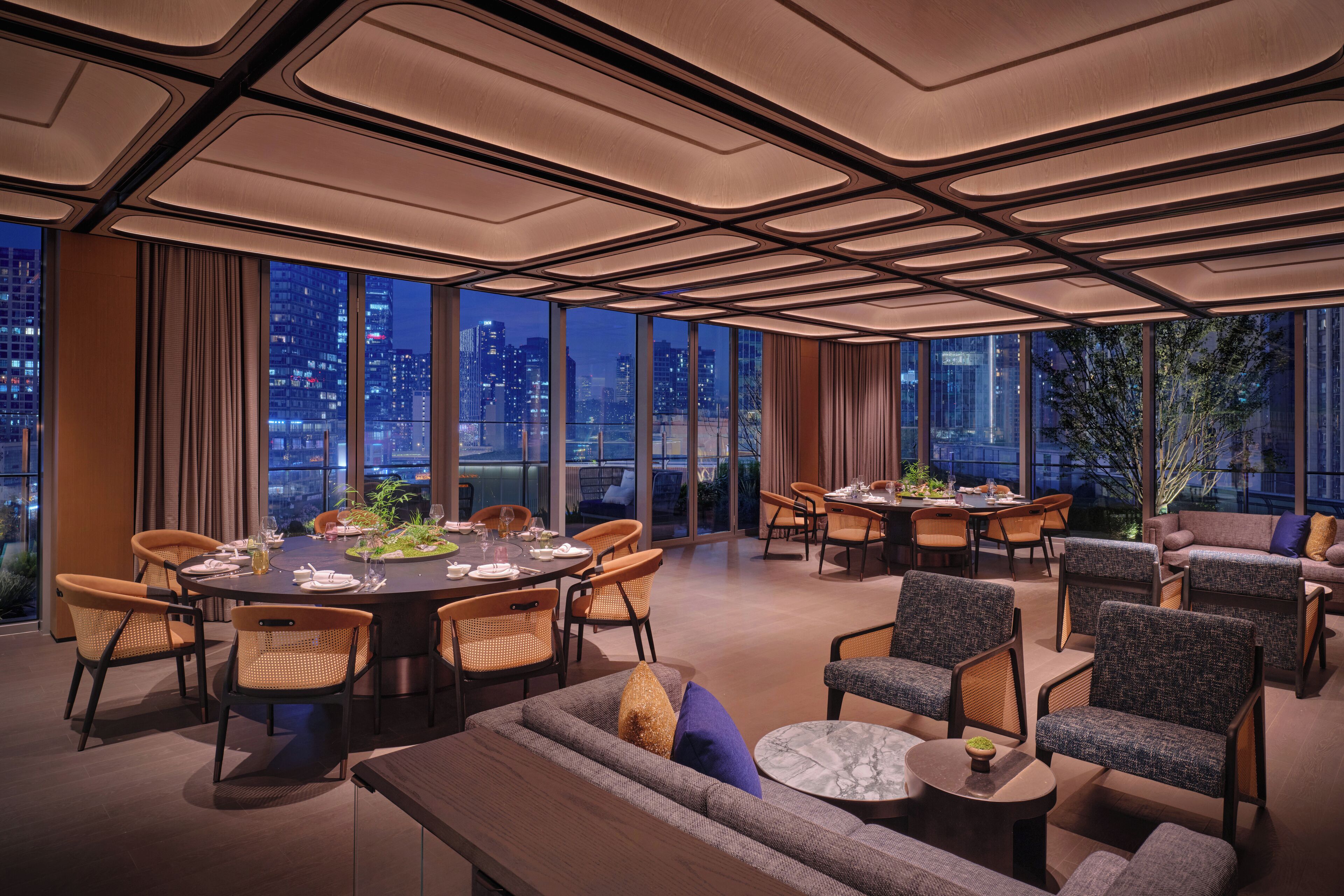 2 間餐廳；供應早餐