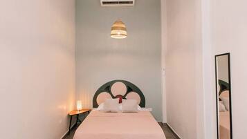 3 makuuhuonetta, silitysrauta/-lauta, ilmainen Wi-Fi