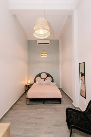 3 bedrooms, iron/ironing board, free WiFi