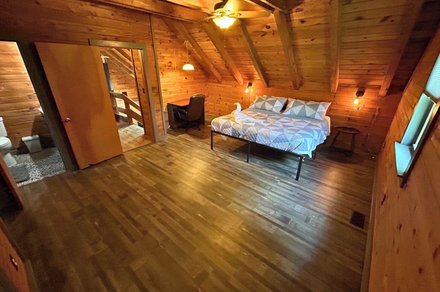 4 bedrooms, Internet, bed sheets