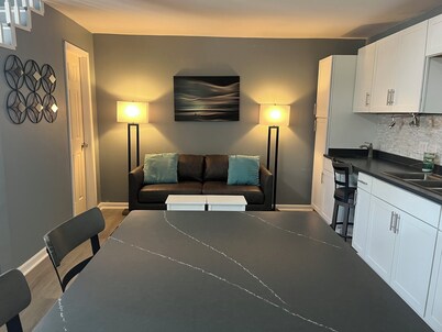 Lovely Loft on the lake, charming in McCormick SC