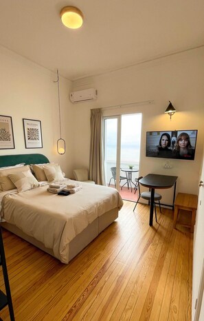 1 chambre, fer et planche à repasser, Wi-Fi, draps fournis