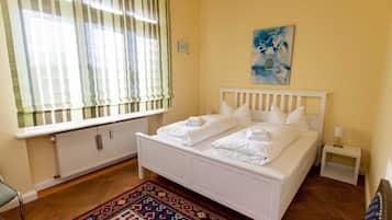 2 bedrooms, WiFi, bed sheets