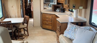 Cozy motor home in Adorable Fredericksburg IN with all amenities inside and out!