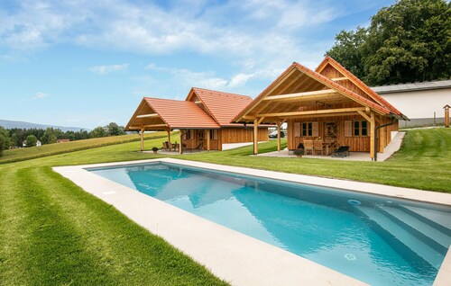 Chalet in Stainz mit Pool