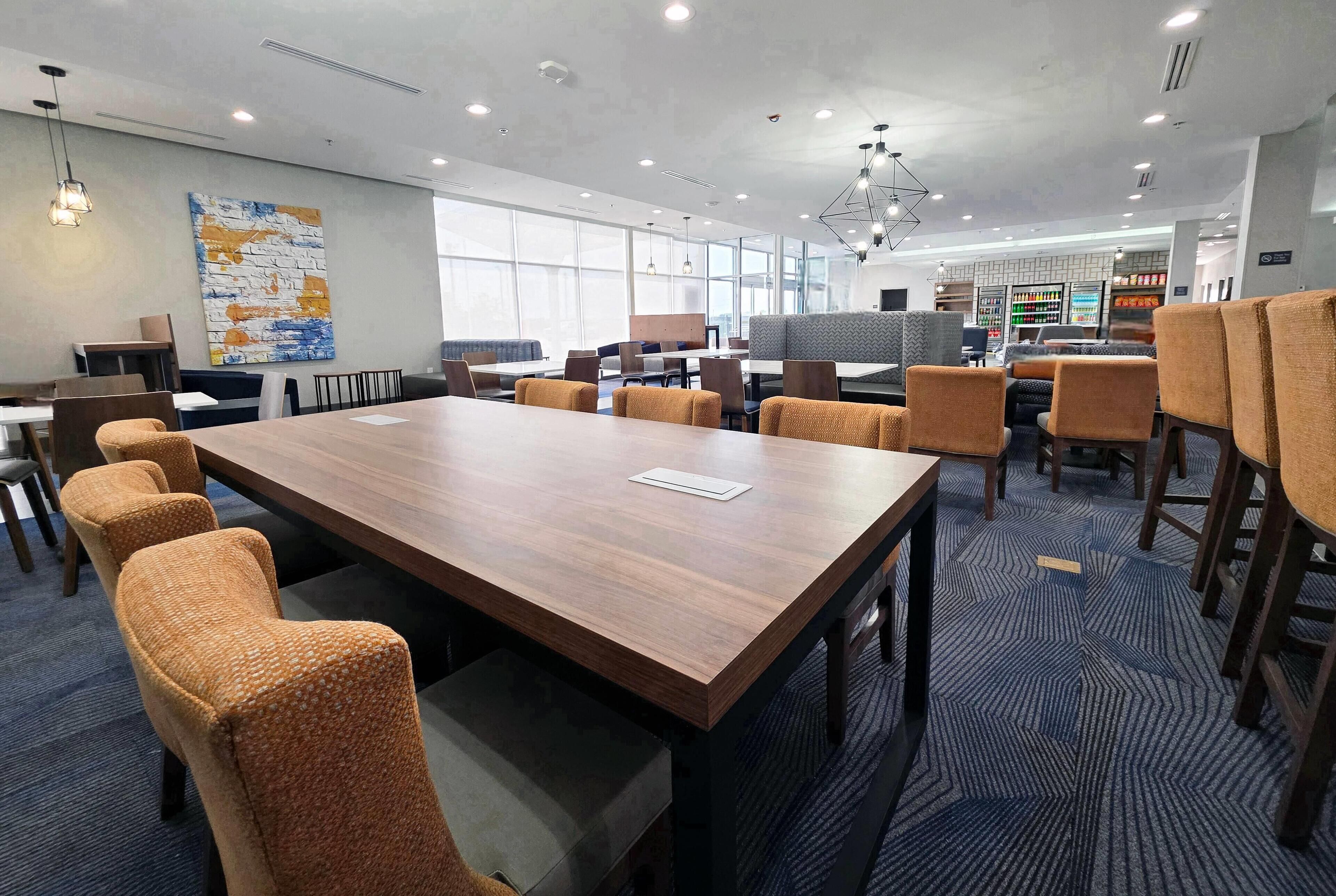 Free daily full breakfast 