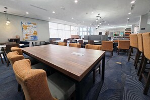 包每日全套早餐