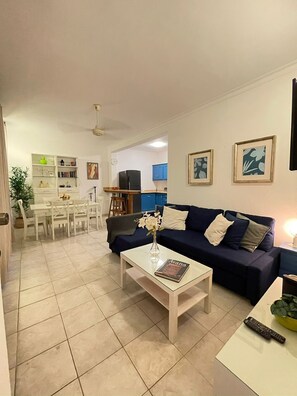 TV - 5 Minutes Dominicus Bayahibe Beach W/Distance Charming 2-bedroom Apartment (Dominicus Bayahibe)