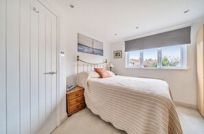 5 habitaciones, wifi y ropa de cama 