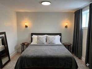 1 habitación, tabla de planchar con plancha, wifi gratis y ropa de cama