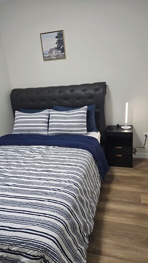 2 Schlafzimmer, Bügeleisen/Bügelbrett, kostenloses WLAN, Bettwäsche