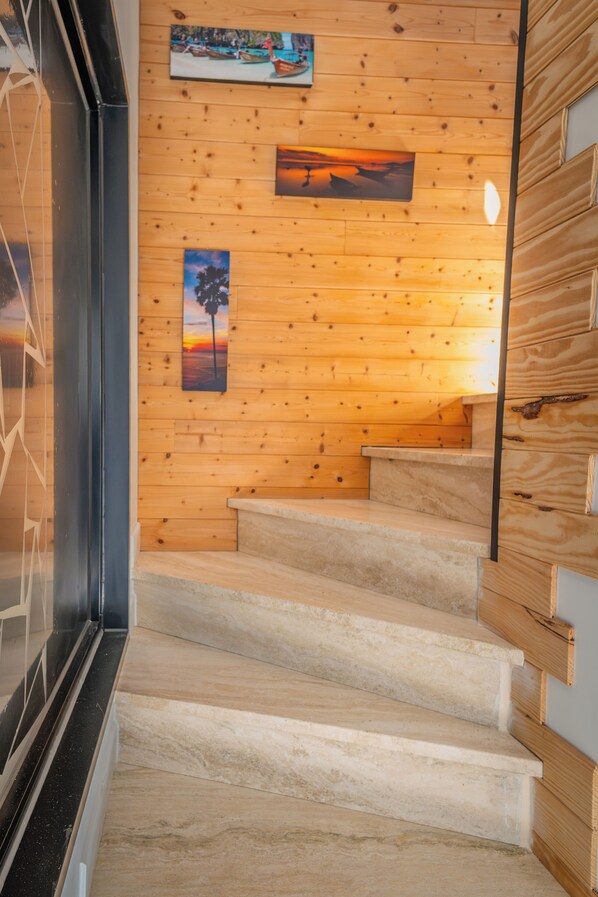 Interior - A HAVEN OF PEACE BETWEEN PARIS AND DISNEY (Le Plessis-Trévise)