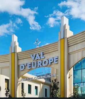 Point of interest - A HAVEN OF PEACE BETWEEN PARIS AND DISNEY (Le Plessis-Trévise)