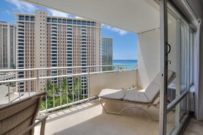 Property grounds - Monthly Ilikai 1142 Ocean / Lagoon / King Bed, Sofa Bed (Waikiki)