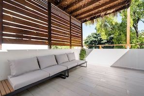 Apartment, 3 Bedrooms | Terrace/patio