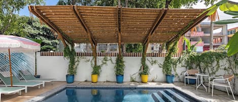 Piscine extérieure