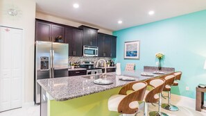 Dishwasher, paper towels, dining tables - BRL4805 Summary:<br>Stor (Orange Park)