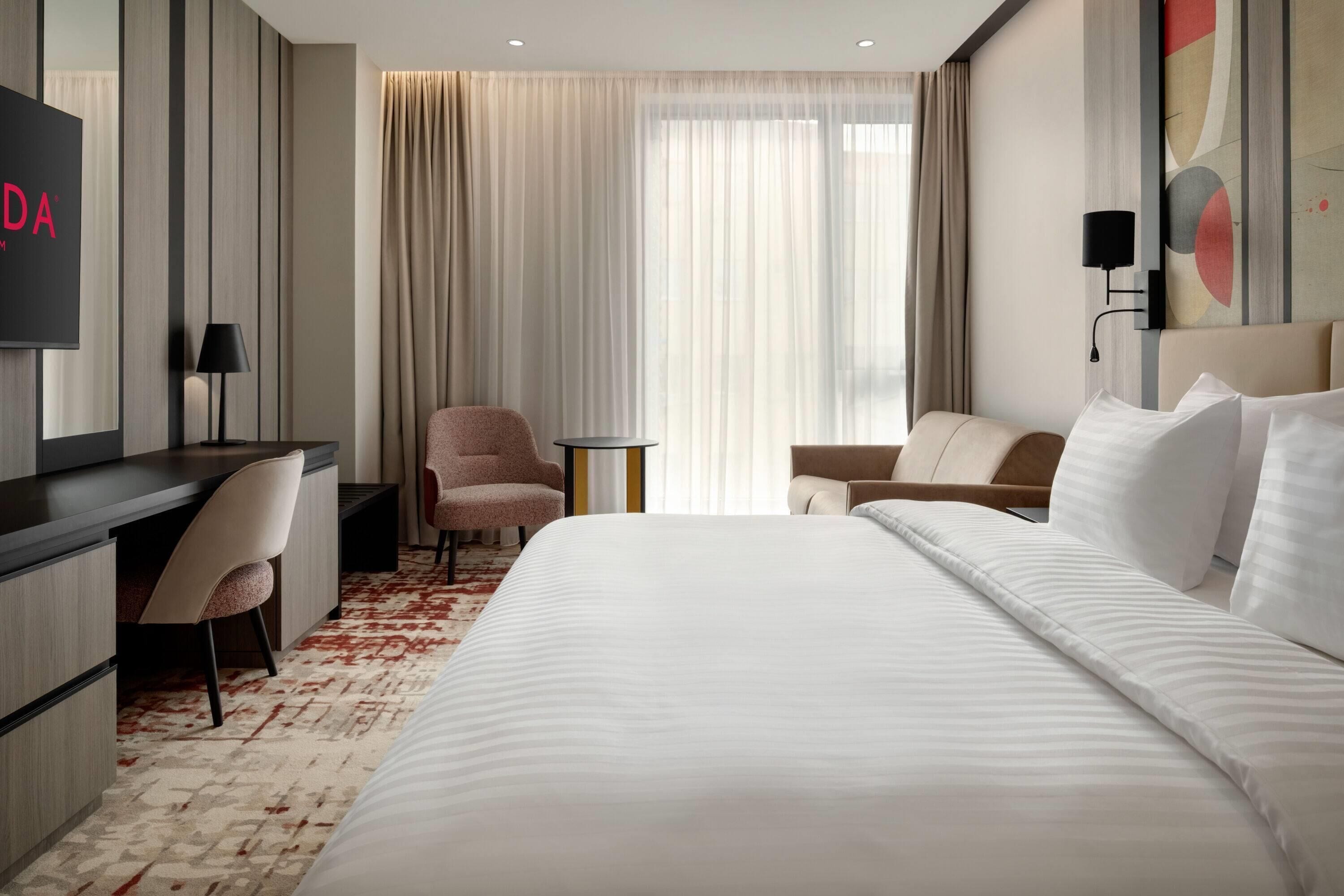 Room, 1 King Bed, Accessible