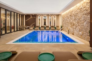 Indoor pool, outdoor pool