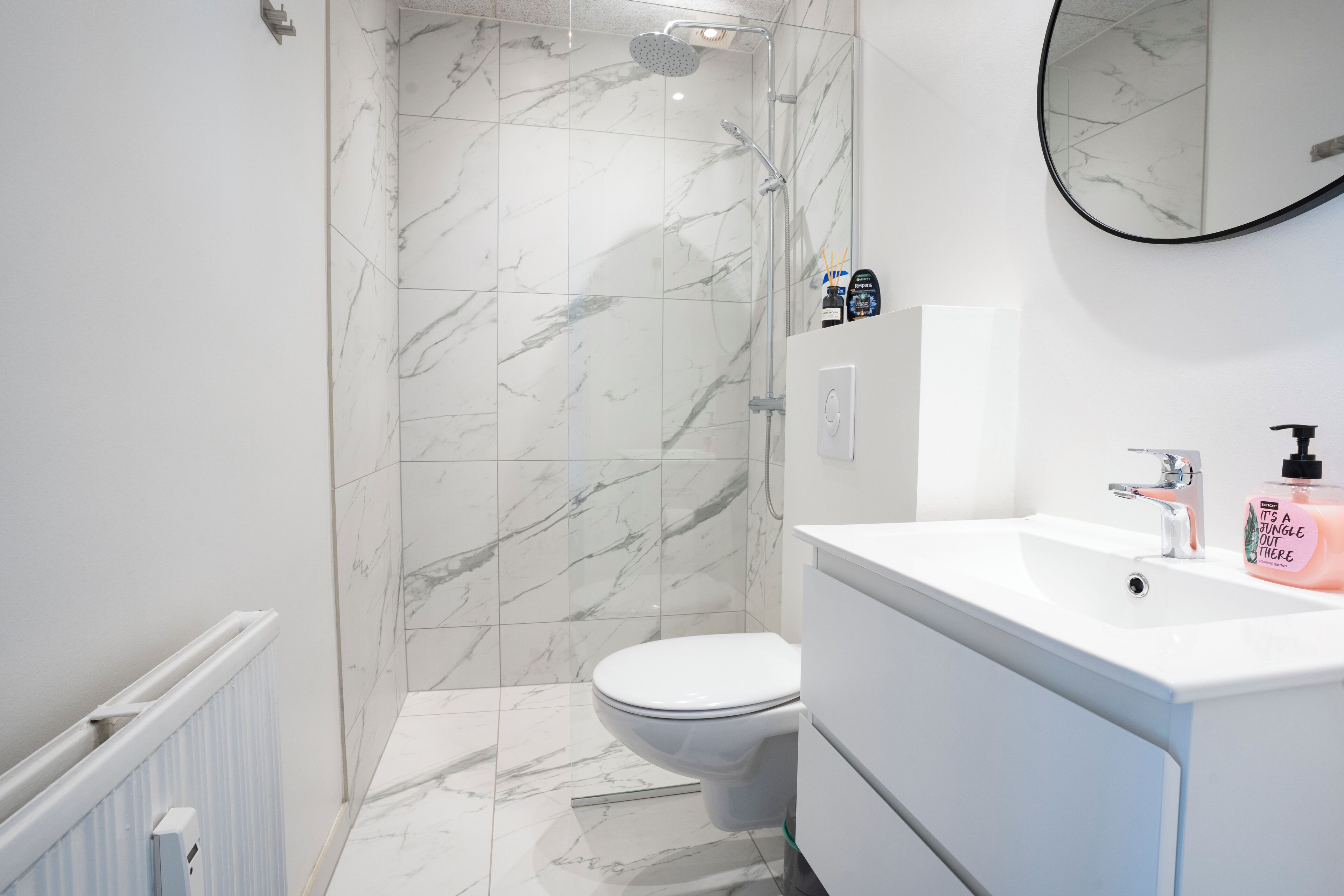 Apartment | Bathroom