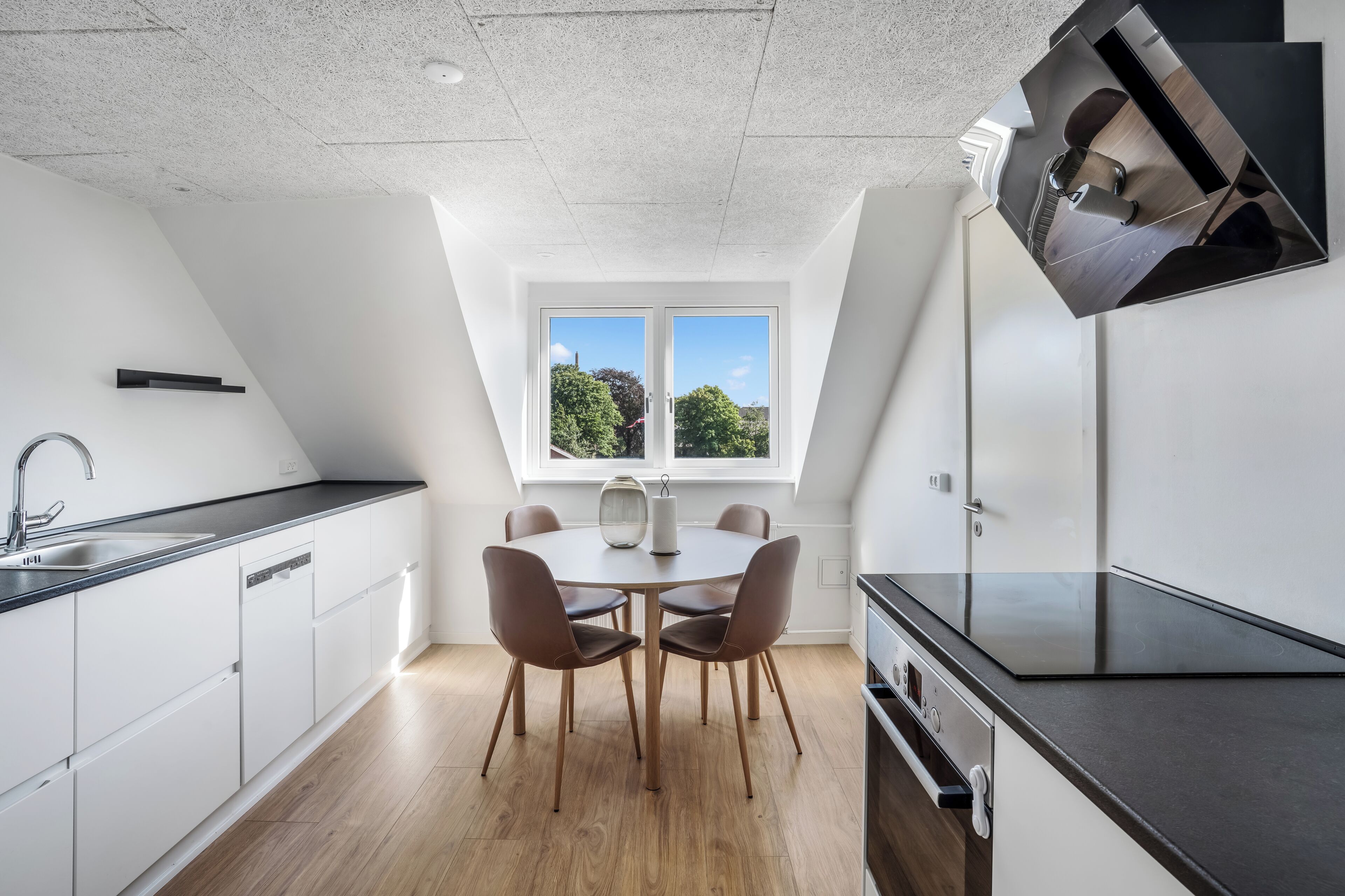 Deluxe Studio | Private kitchen