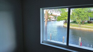 Interior - Stunning Waterfront Condo, Fully Remodeled – Bring Your Boat, No Fixed Bridges! (Boca Raton)