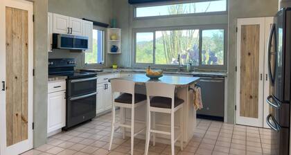3 Bedroom in Sedona, Quiet Dark Sky Retreat