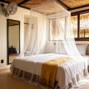 Basic Room | Desk, laptop workspace, bed sheets - Il Gatto Rosso - Adults Only (San Agustinillo)