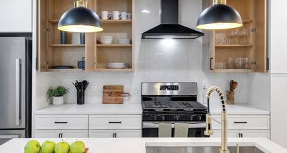 Spacious Family Retreat in the Heart of Garland