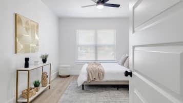 4 bedrooms, free WiFi, bed sheets