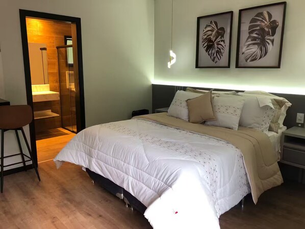 1 bedroom, internet, bed sheets