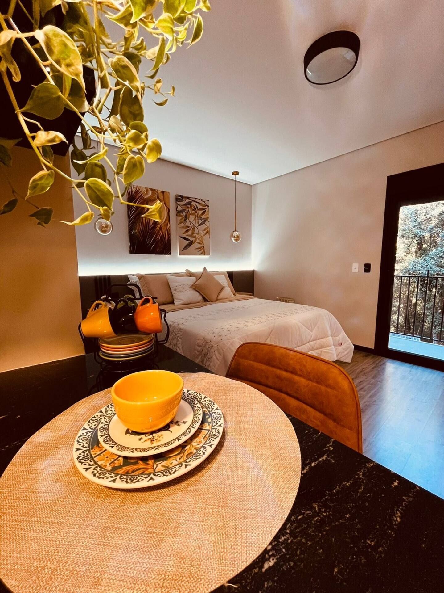 1 bedroom, internet, bed sheets