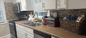 Casa Minimal Cottage Pet Friendly w/ Fenced Yard