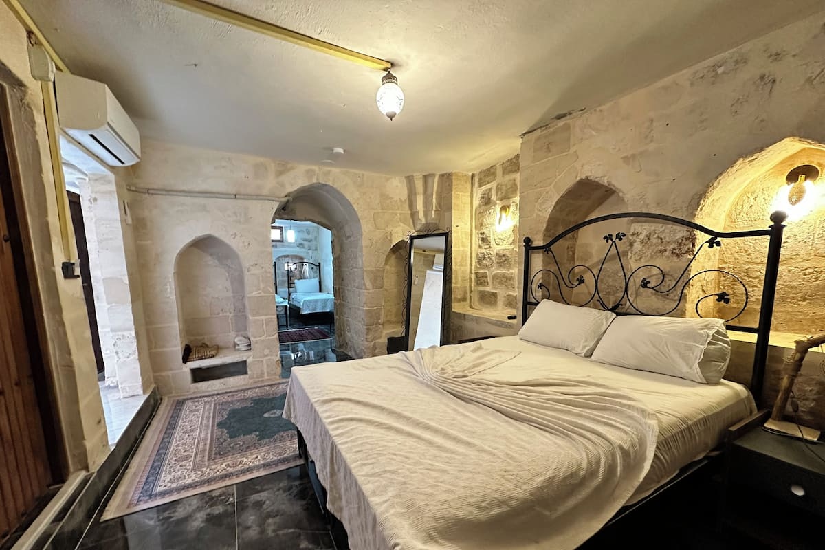 Classic Quadruple Room, Non Smoking, City View | Free WiFi