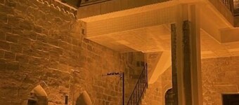 Petra Şah Konağı