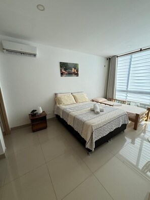 2 bedrooms, free WiFi, bed sheets, wheelchair access