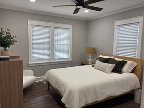 2 dormitorios, escritorio, tabla de planchar con plancha y wifi gratis