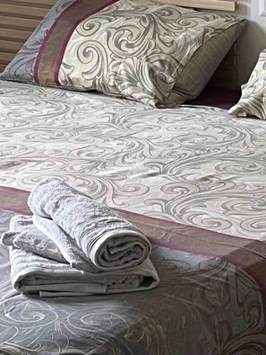 1 bedroom, iron/ironing board, WiFi