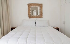 2 bedrooms, WiFi, bed sheets