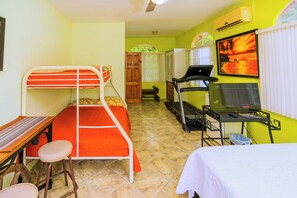 1 Schlafzimmer, Internetzugang, Bettwäsche
