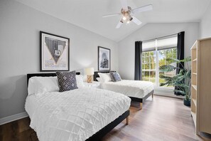 3 bedrooms, free WiFi, bed sheets