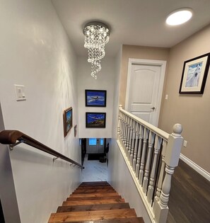 Interior - Spacious lane home among  desert hills, full kitchen, level parking, easy access (Ashcroft)