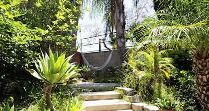 Cozy Luxe Stay w/ Resort-Style Amenities