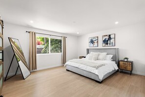 5 Schlafzimmer, Bügeleisen/Bügelbrett, WLAN, Bettwäsche