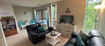 Family friendly 2-bedroom lake getaway in serene Jamestown with pool