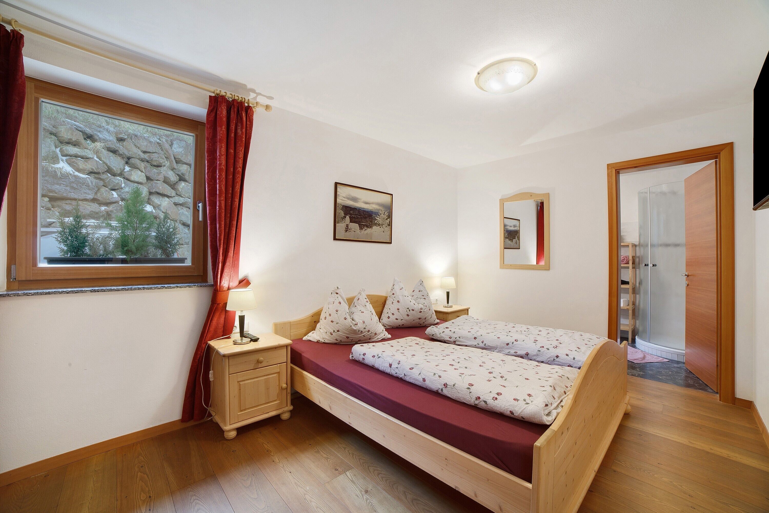 1 多间卧室、WiFi、床单