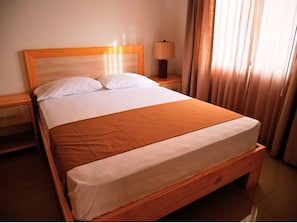 1 bedroom, WiFi, bed sheets