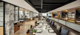 โฟร์พอยท์ส บาย เชอราตัน ปักกิ่ง ซานลี่ถุน เวิร์กเกอร์ส สเตเดียม