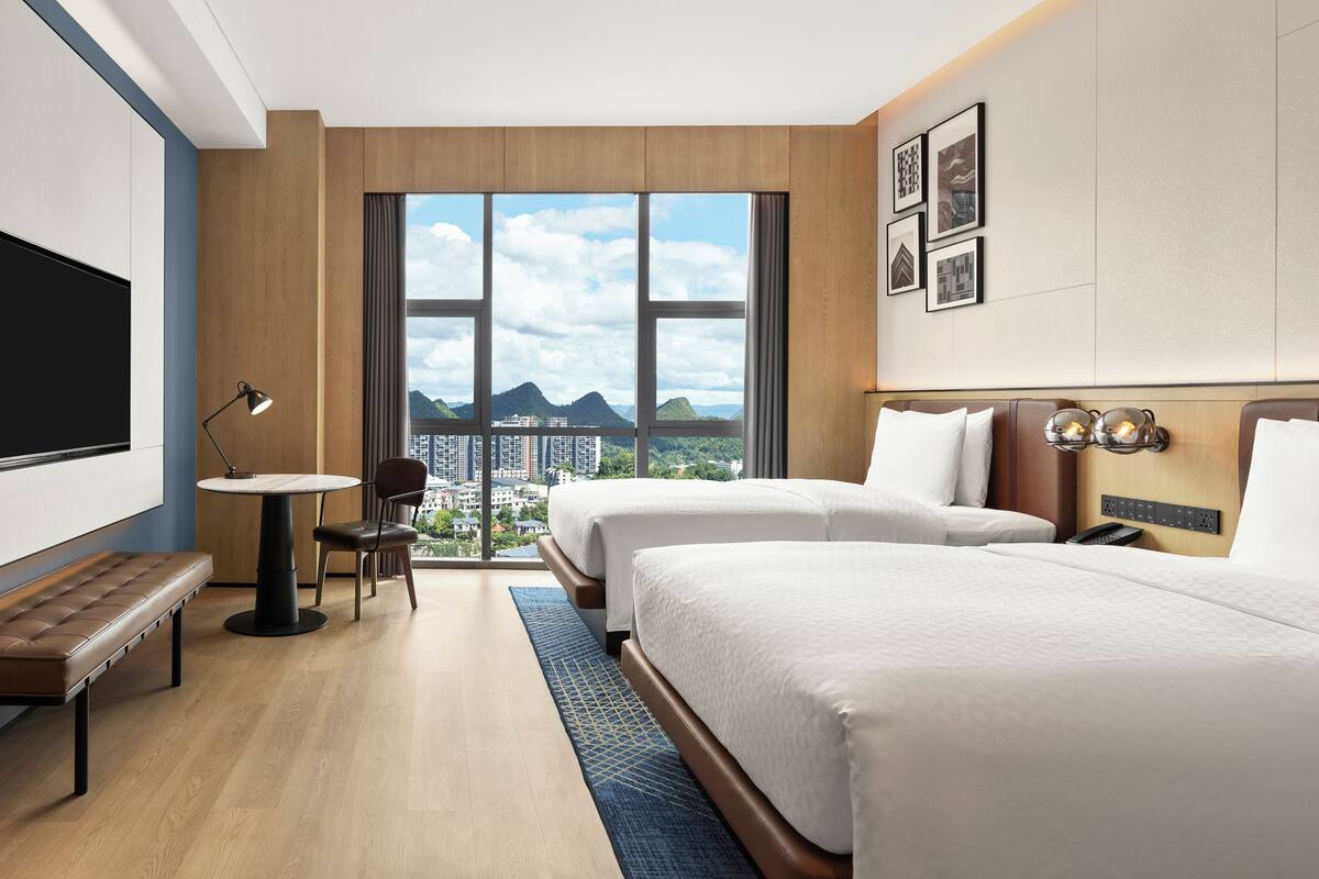 Premier-Zimmer, 2 Doppelbetten, Stadtblick